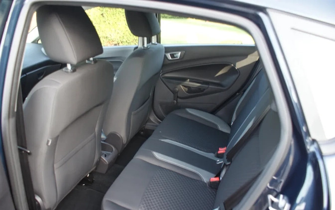 Ford Fiesta cena 35900 przebieg: 99000, rok produkcji 2016 z Łódź małe 137